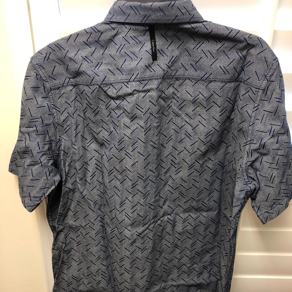 Calvin Klein Jeans Men’s Button Down - Picture 2 of 3
